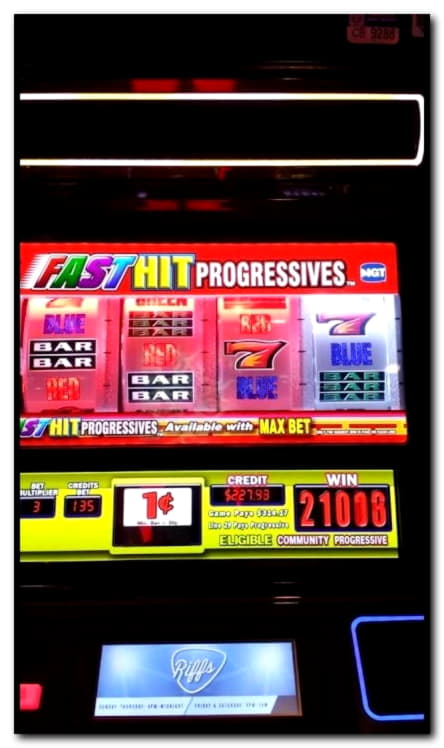 £370 Daily freeroll slot tournament at Challenge Casino
