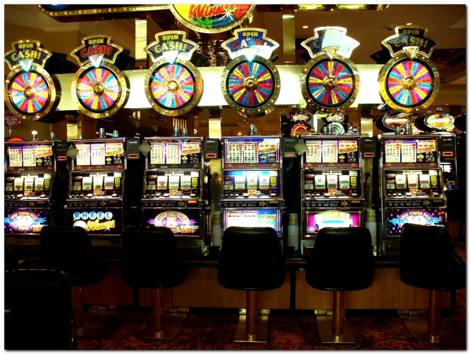 Eur 100 Free Money at Royal Panda Casino
