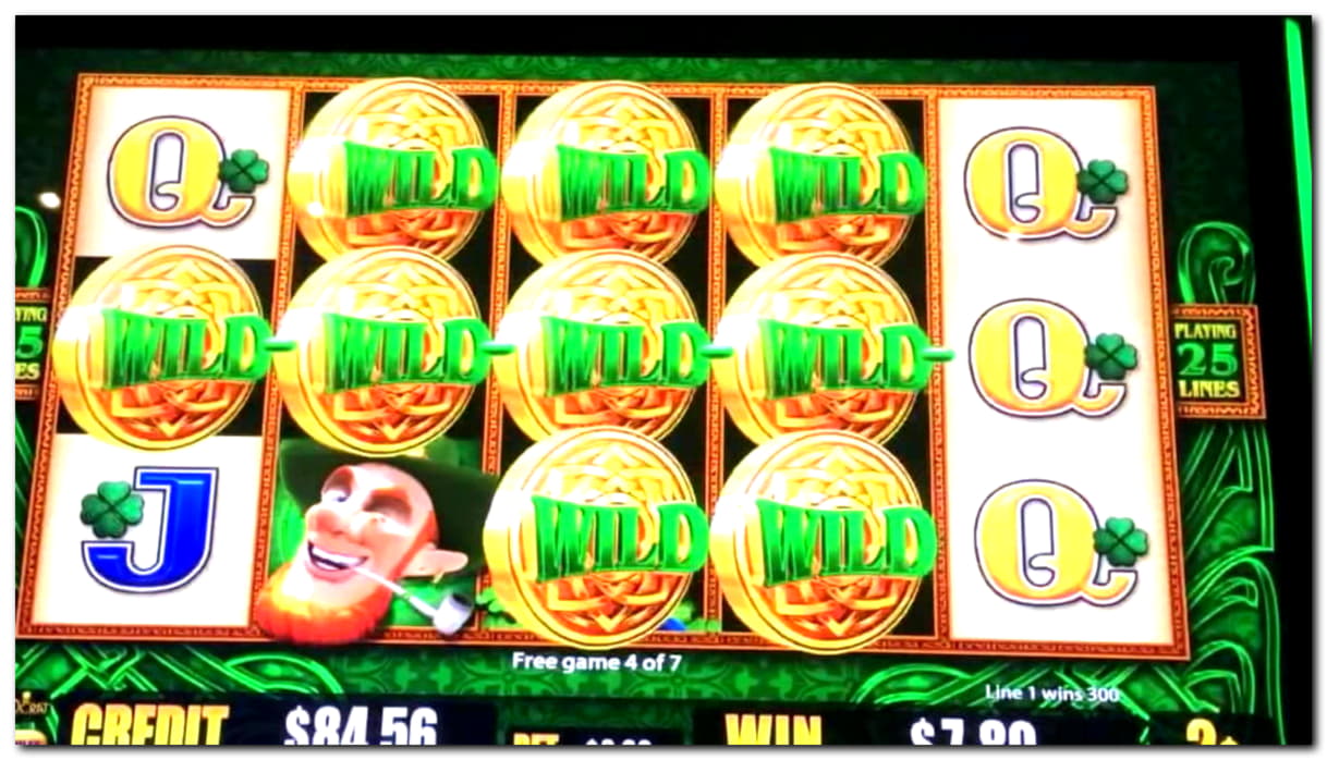 €815 Daily freeroll slot tournament at Genesis Casino