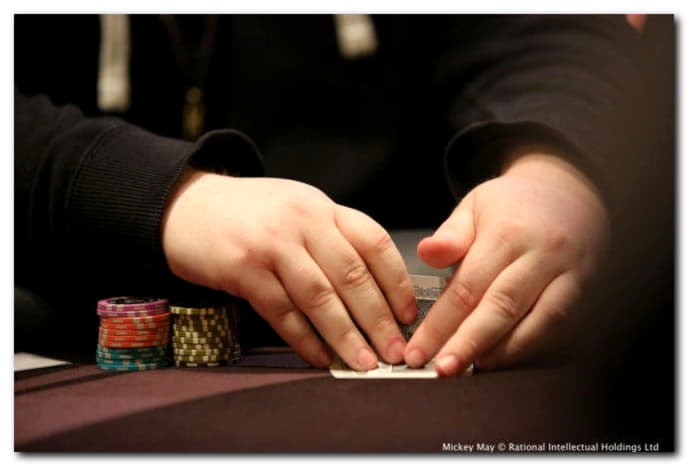 $4435 No Deposit Bonus at Emu Casino