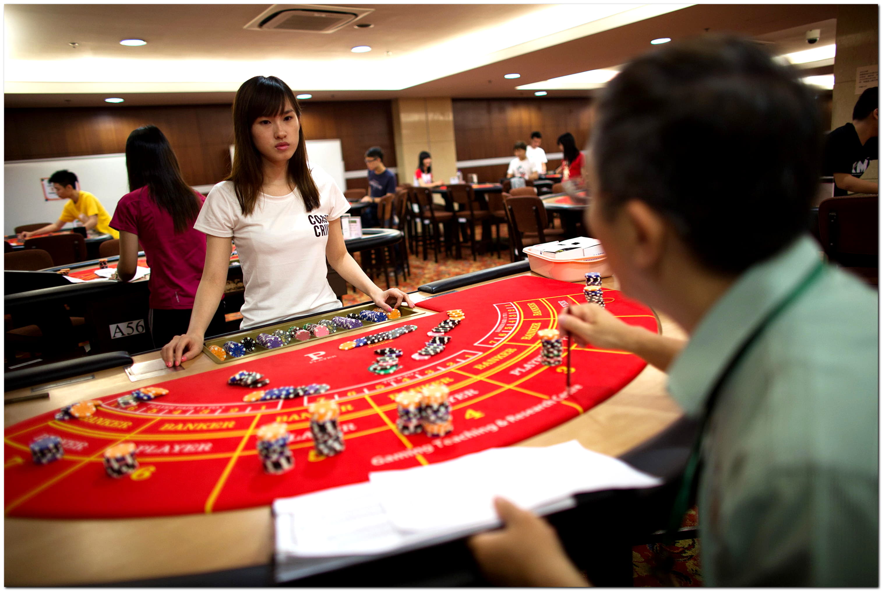 705% Match bonus at Genesis Casino
