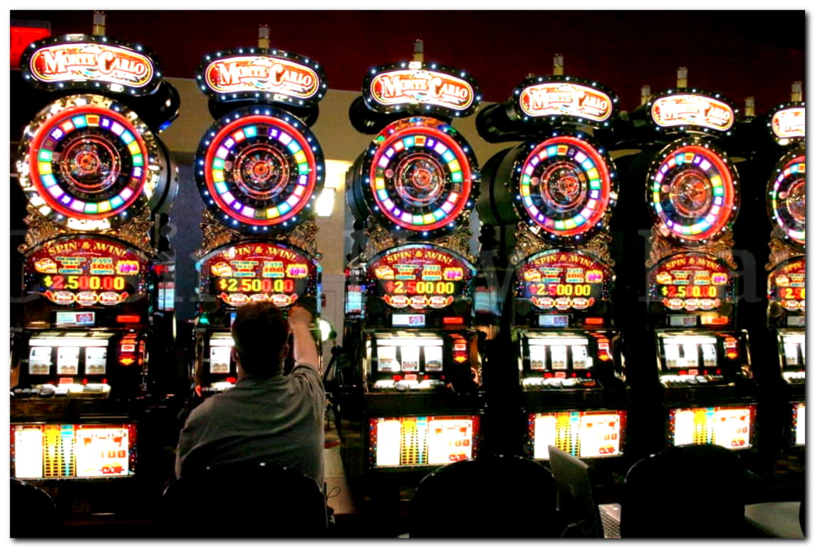 EURO 345 Daily freeroll slot tournament at Mega Casino