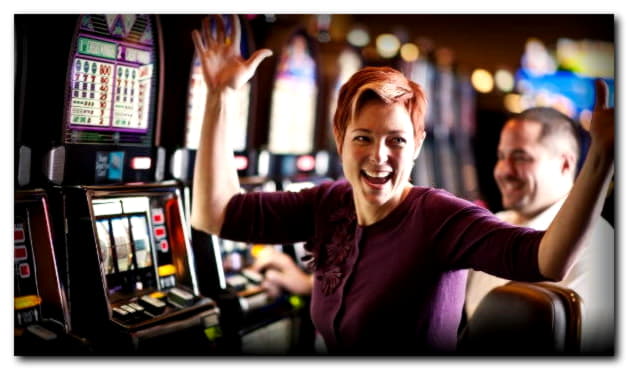 EURO 330 Daily freeroll slot tournament at Miamidice Casino