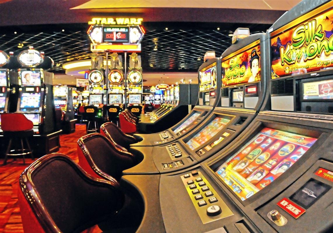 ﻿$655 Daily freeroll slot tournament at Golden Star Casino