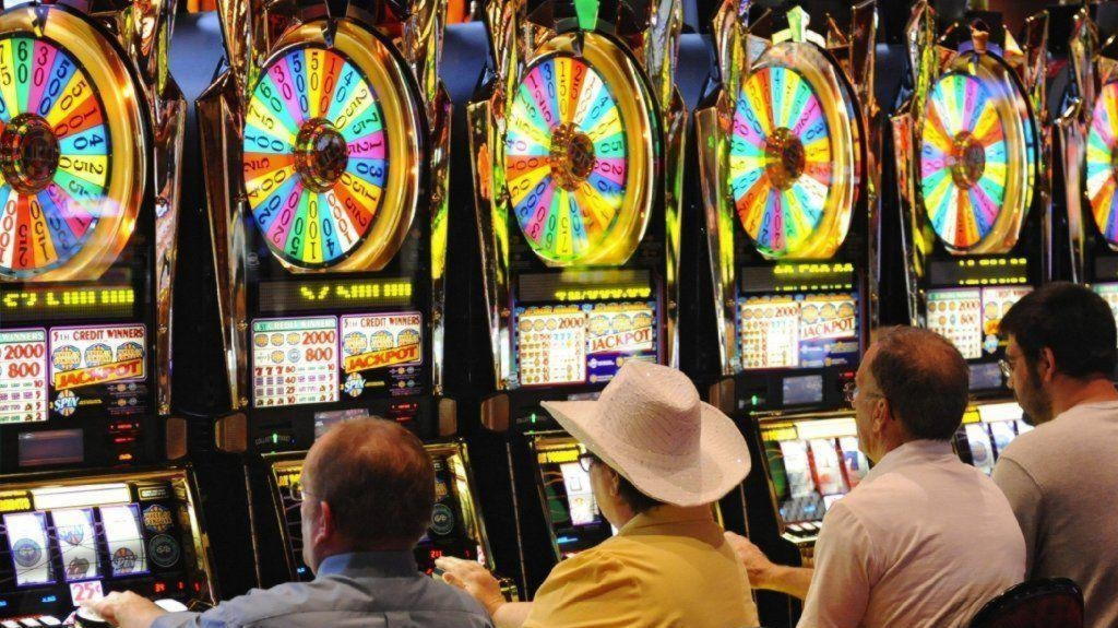 €915 Daily freeroll slot tournament at 888 Casino