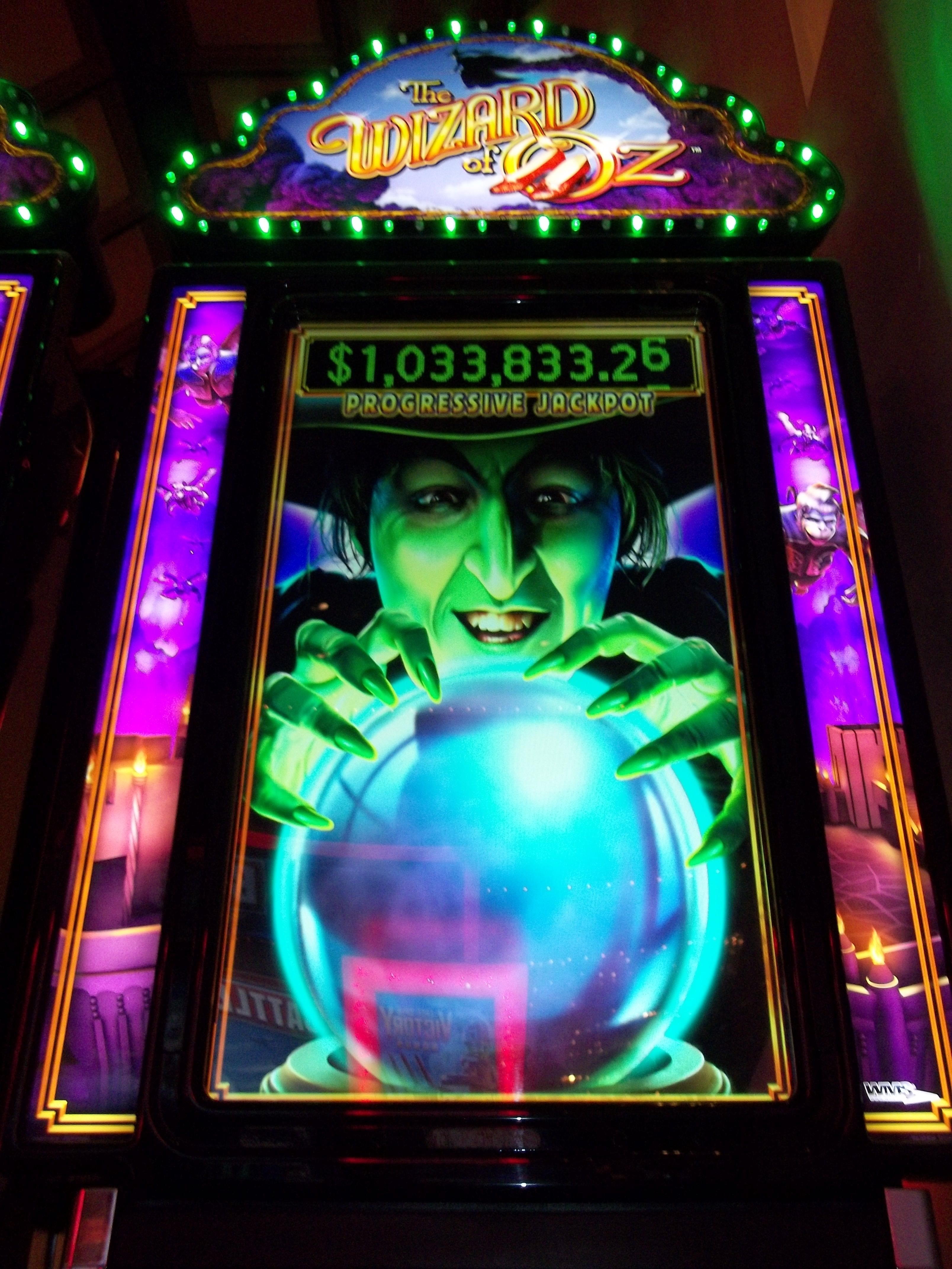 £965 Daily freeroll slot tournament at Mansion Casino